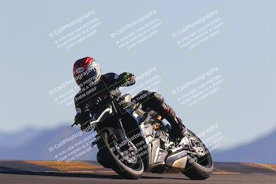 media/Nov-06-2023-Moto Forza (Mon) [[ce023d0744]]/3-Intermediate Group/Session 5 (Turn 9)/